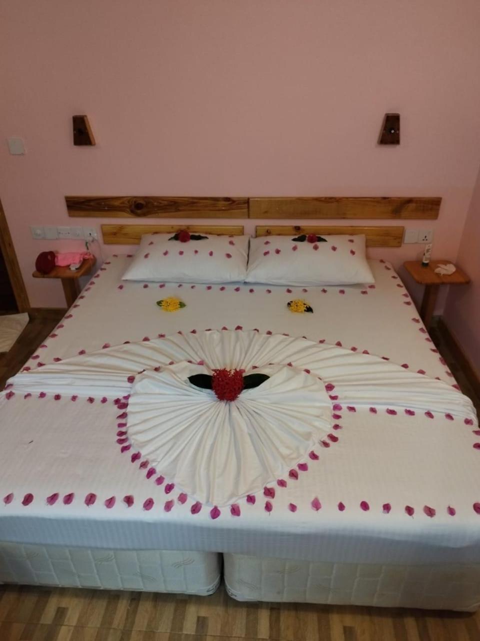 Mamello Beach Club Maldives Feridhoo Zewnętrze zdjęcie